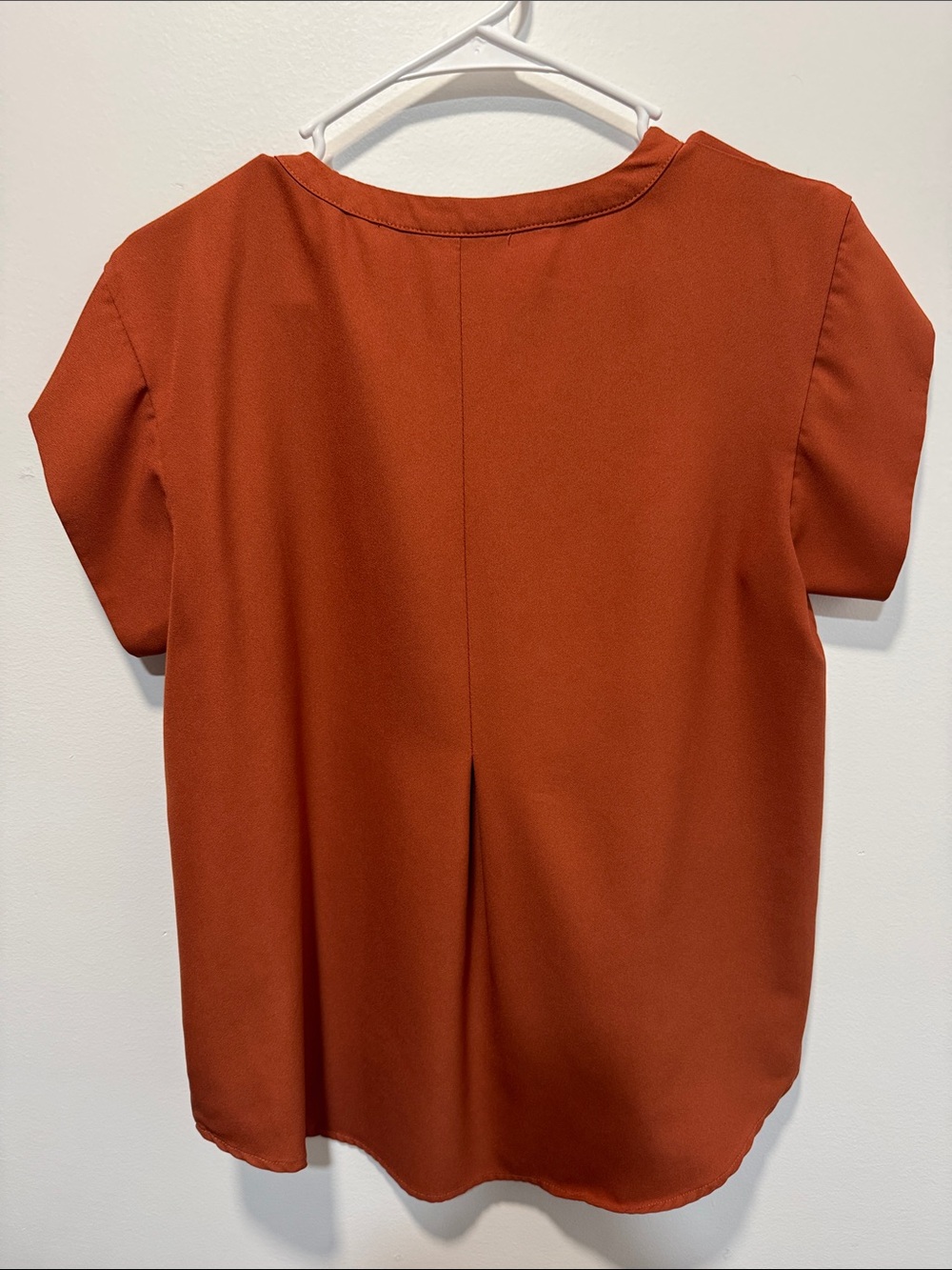 2 Eden Ruth Blouses - Picture 9 of 9
